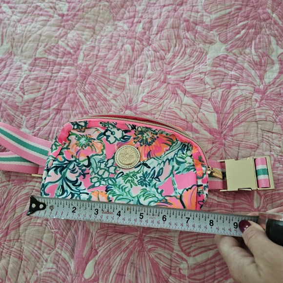 Lilly Pulitzer Belt Bag new! - Picture 9 of 9